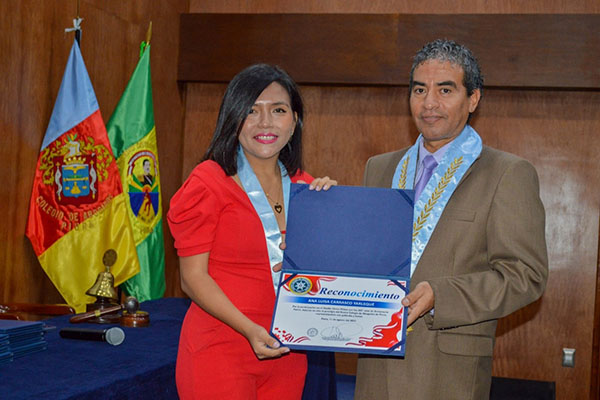 F2 RECONOCIMIENTO DESFILE CIVICO