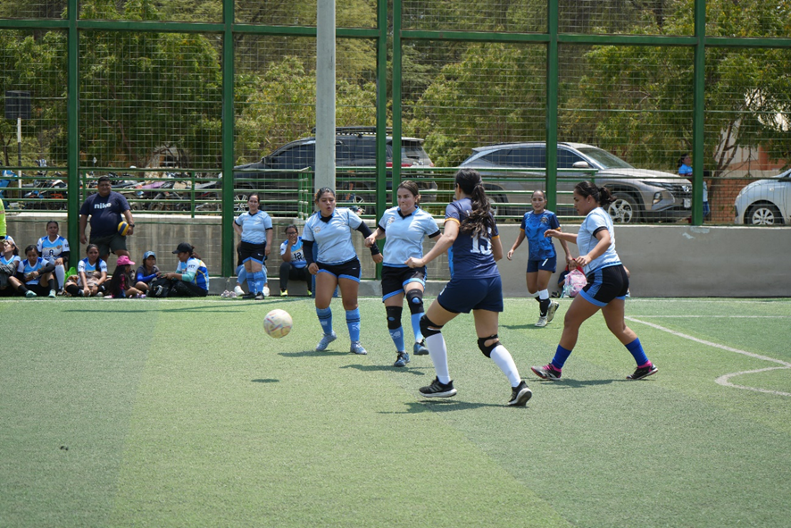 FULBITOMUJE ENFERMEROS1