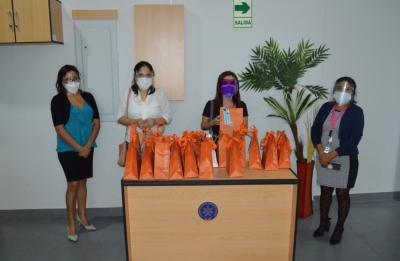 Entregan premios por Día de la Madre